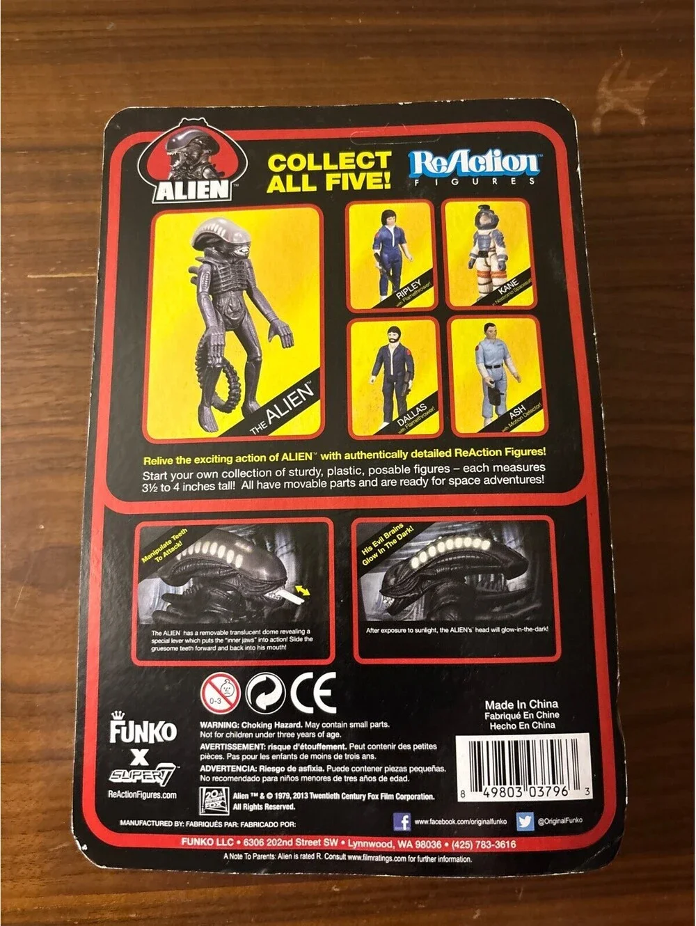 2013 ReAction Super7 “The Alien” Action Figure 3.75” (Notable Wear On Card)